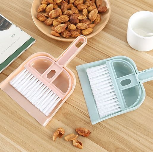 Compact Mini Brush & Dustpan Cleaning Set